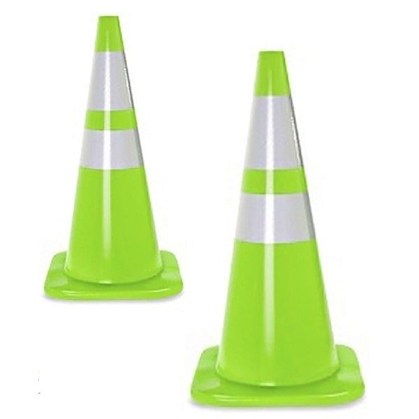 Cono verde 2 cintas reflectantes 28"